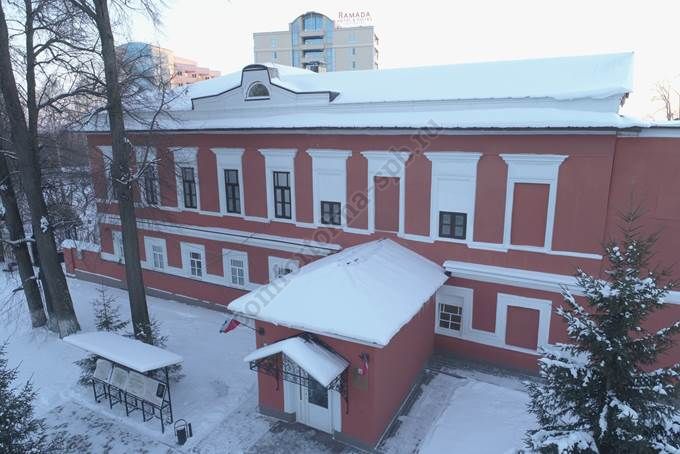 Покровская церковь, детский дом. Елабуга